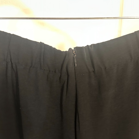 Women’s Summer 2-Piece Matching Cropped Set - Size Small - Black - Like new - Picture 6 of 9